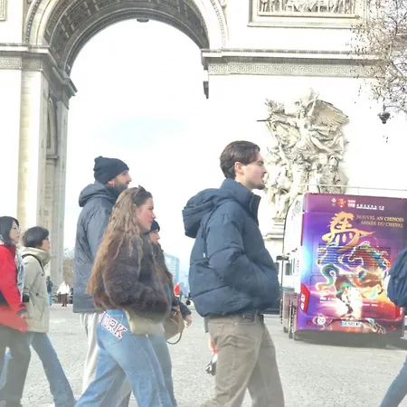 Homestay Gare Montparnasse 1mins,center, Bd St Germain, 5mins Eiffel Tour ,notre Dame Of ,quartier Latin,amusing Place Paris