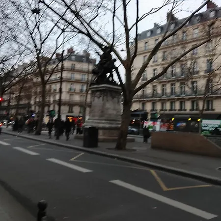 Gare Montparnasse 1mins,center, Bd St Germain, 5mins Eiffel Tour ,notre Dame Of ,quartier Latin,amusing Place * Paris